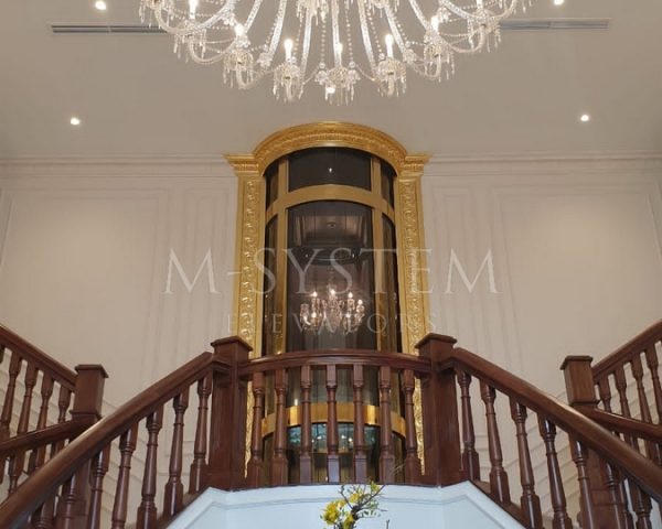 steklyannyj-kruglyj-lift-m-sistem-v-vetname